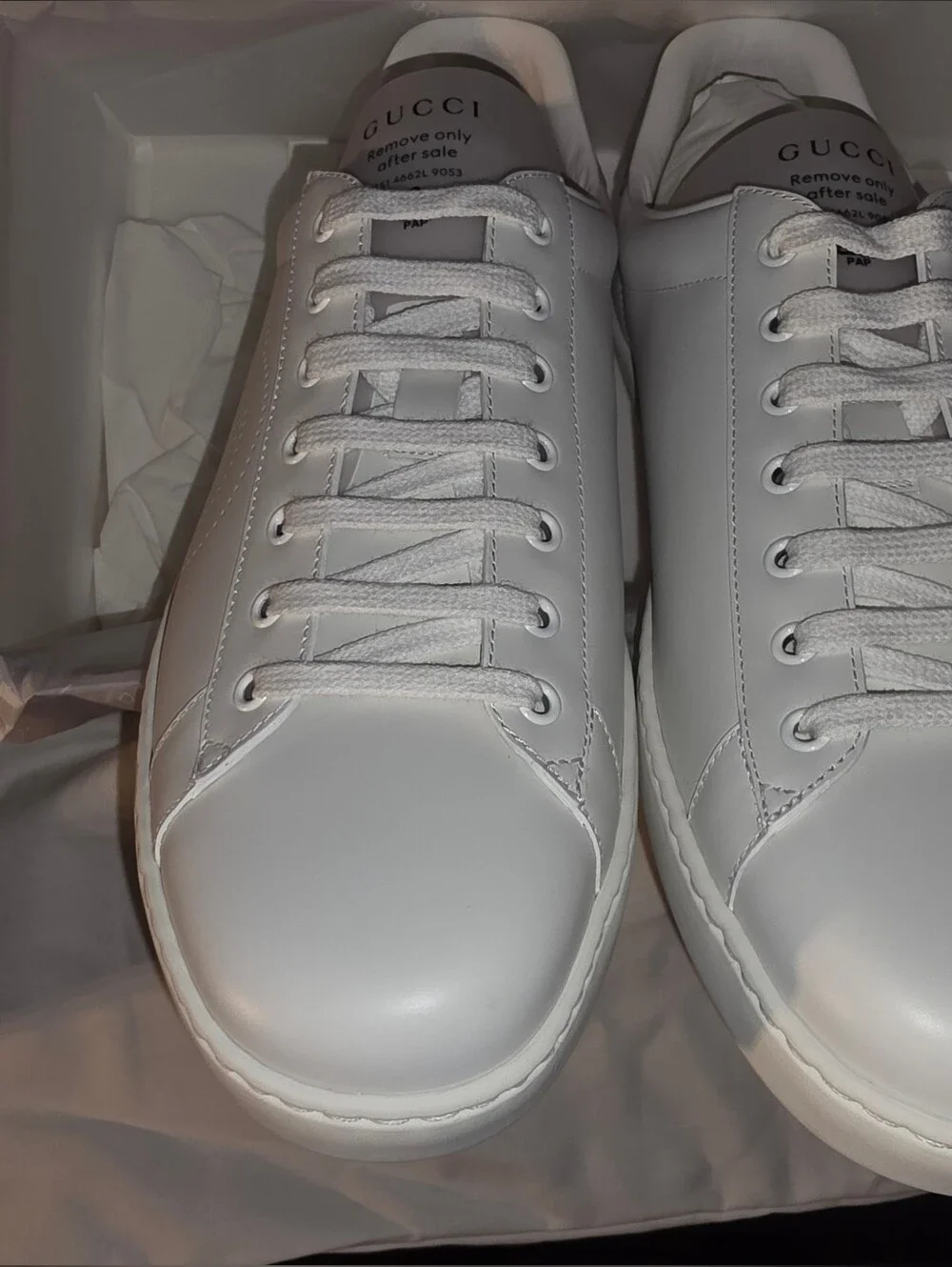 Authentic Gucci Ace Interlocking G White Low Sneaker / Men Size 12